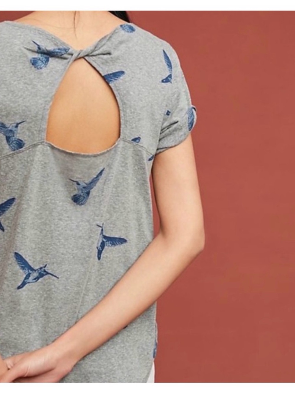 Anthropologie Top by t.la with back detail and Hummingbird print - Picture 2 of 6